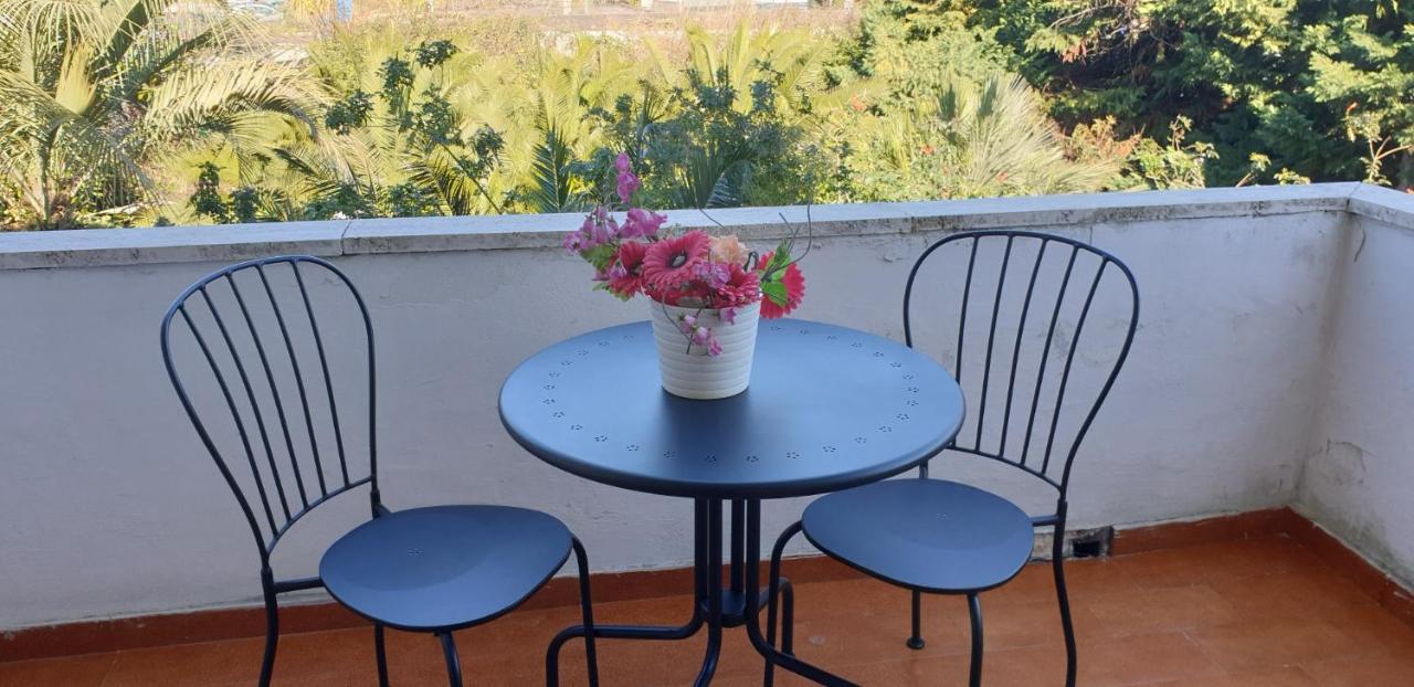 B&B Il Giardino Di Villa Anna Trecase Exterior foto